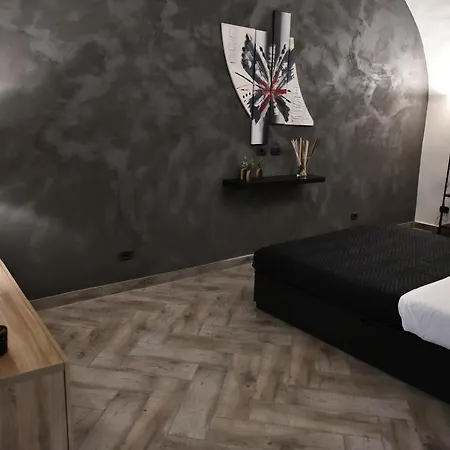 Apartment Dante Catania
