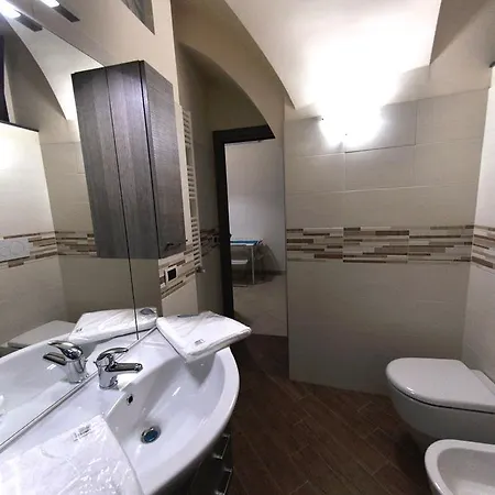 Dante Apartment